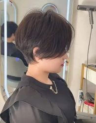 -丝语萱形象