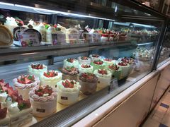 -花花卷卷·鲜食蛋糕(静安久光百货店)