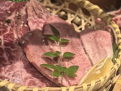 -山川小町·极番烧肉(新地假日广场店)