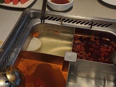 番茄锅底-海底捞火锅(新松江路店)