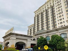 -江门新会碧桂园凤悦凤凰酒店(万达广场店)