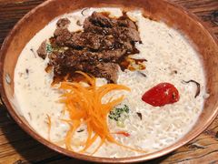 牛肉蘑菇烩饭-I HOLIC艾豪丽披萨(KKone店)