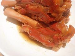 金牌酱棒骨-上关雪東北菜(中房金谊店)