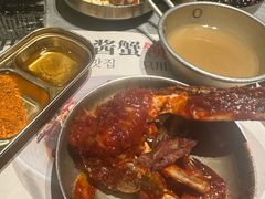 -草家酱蟹炭火烤肉店(珲春南路一店)