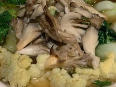 舞茸菇粉丝杂菜煲-北京四季酒店·采逸轩