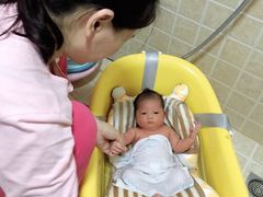 -爱月宝月嫂·育儿嫂(哈尔滨总店)