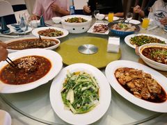 -月圆霖特色农家乐