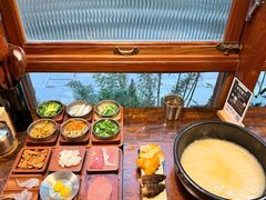 -银米·云南传统过桥米线(双廊黑金冠店)
