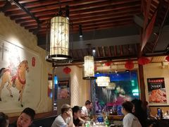 大堂-状元阁烧烤(群力店)