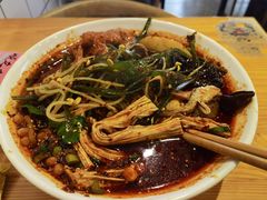 -牛八秒油泼冒菜(宽窄巷子店)