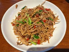 -唐师傅湘西名菜馆(武陵路店)