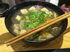 鸭血粉丝汤-百年尹氏汤包(湖南路狮子桥店)