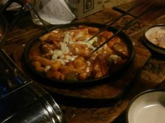 奶酪海鲜炒米条-包装马车·韩国料理·포장마차