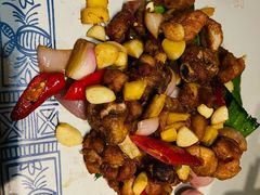 -云海肴·汽锅鸡·云南菜(天山百盛优客店)