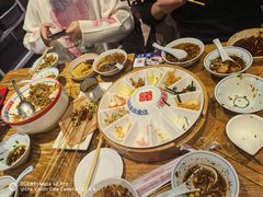 -怪噜范·老贵阳街头名小吃(汇金星力城店)