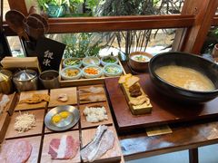 -银米·云南传统过桥米线(双廊黑金冠店)