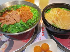 -妈妈故事米线(市府恒隆店)