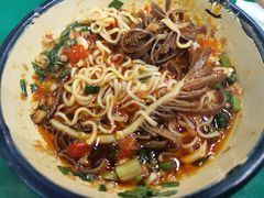 -巷子里头麻辣烫火锅串串(温江店)