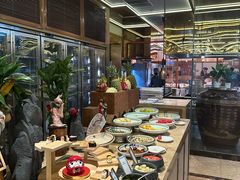-大中华希尔顿酒店-念自助餐·嗨啤·小龙虾