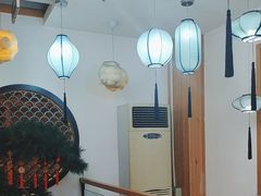 -陈阿婆鱼头泡饼·京味菜(复兴路店)