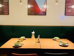 大堂-青年公社烤鸭(宝杨宝龙广场店)
