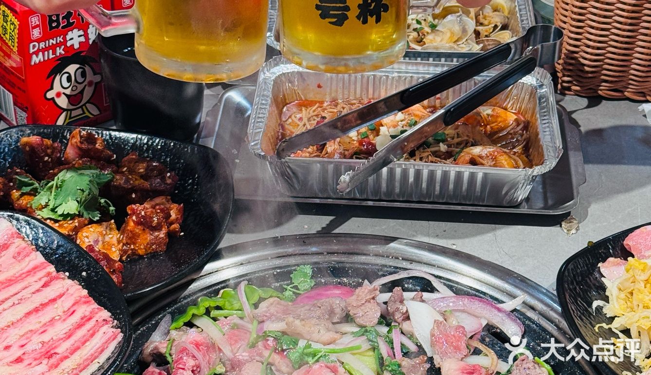 肉食星人赶快集合❗️哈炭烤肉一顿吃到大满足❗️