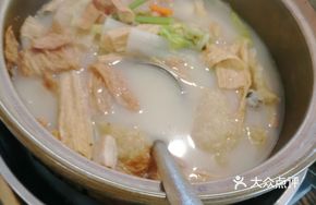 Floating Skin Sau Cai Fish Ball Pot