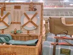 -The Diamond Jubilee Tea Salon at Fortnum & Mason