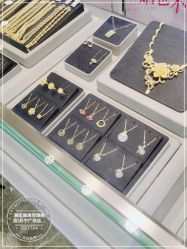 -潮宏基珠宝旗舰店(苏宁广场店)