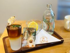 与凤行-ZAZA.CAFE.BAR