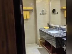 -韶关经律论国际酒店温泉