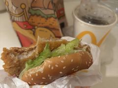 吃堡三件套随心搭-麦当劳(中山公园龙之梦店)