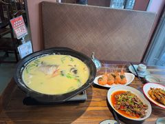 -鱼食饭稻·苏浙土菜17年老馆子(平江路店)