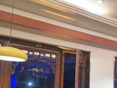 -小天鹅火锅·一线江景洪鼎旗舰店(洪崖洞店)