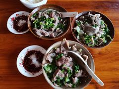 -周记翘脚牛肉