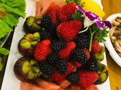 水果拼盘-老东镇啤酒屋海鲜加工·蒸汽海鲜·海鲜烧烤(台东店)