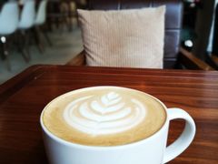 拿铁-VESH COFFEE(定西路店)