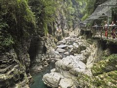 -蝶舞清江·恩施地心谷景区