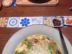 -芸南道·过桥米线(昆明老街旗舰店)