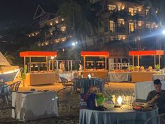 -亚龙湾希尔顿自助餐厅·海鲜·烧烤·沙滩BBQ·现场乐队