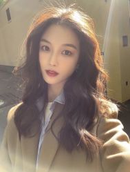 -BULB STUDIO 巴柏明星发型工作室