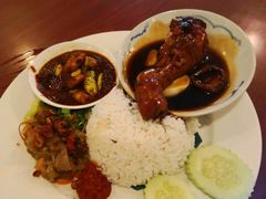娘惹炸鸡套饭-小槟城美食馆