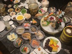 -半岛翡丽海鲜自助餐厅(观风亭店)