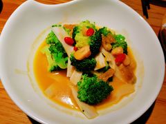 西兰花浸春笋-太二酸菜鱼(深圳布吉万象汇店)