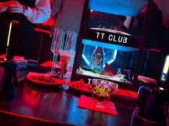 -TT CLUB 酒吧