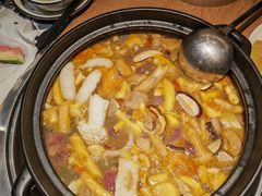 -一朵菌·野生菌探索家火锅(南亚店)