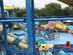 -欢乐水魔方水世界