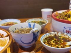 -怪噜范·老贵阳街头名小吃(鸿通城店)