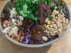-谢老五跷脚牛肉·非遗传承店
