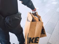 -NIKE上海青浦优选体验店